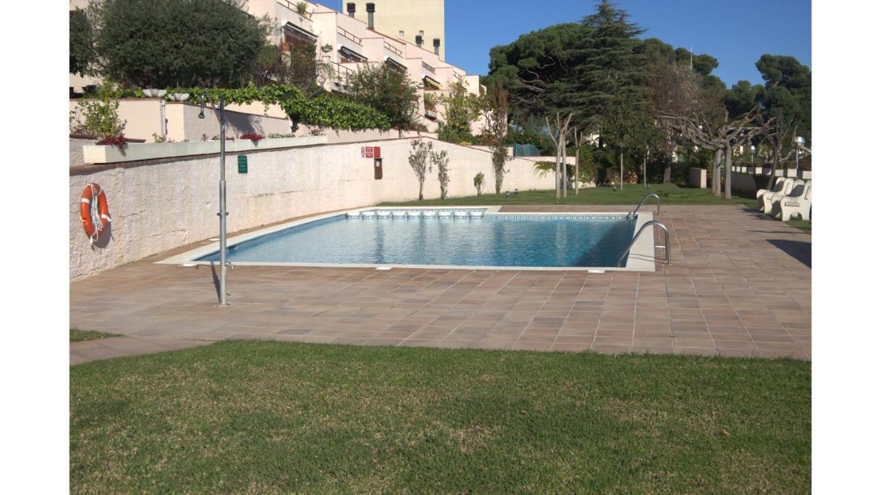 桑特费柳德吉克索尔斯Lloguer30 Margaret'S Family House With Pool And Parquing别墅 外观 照片