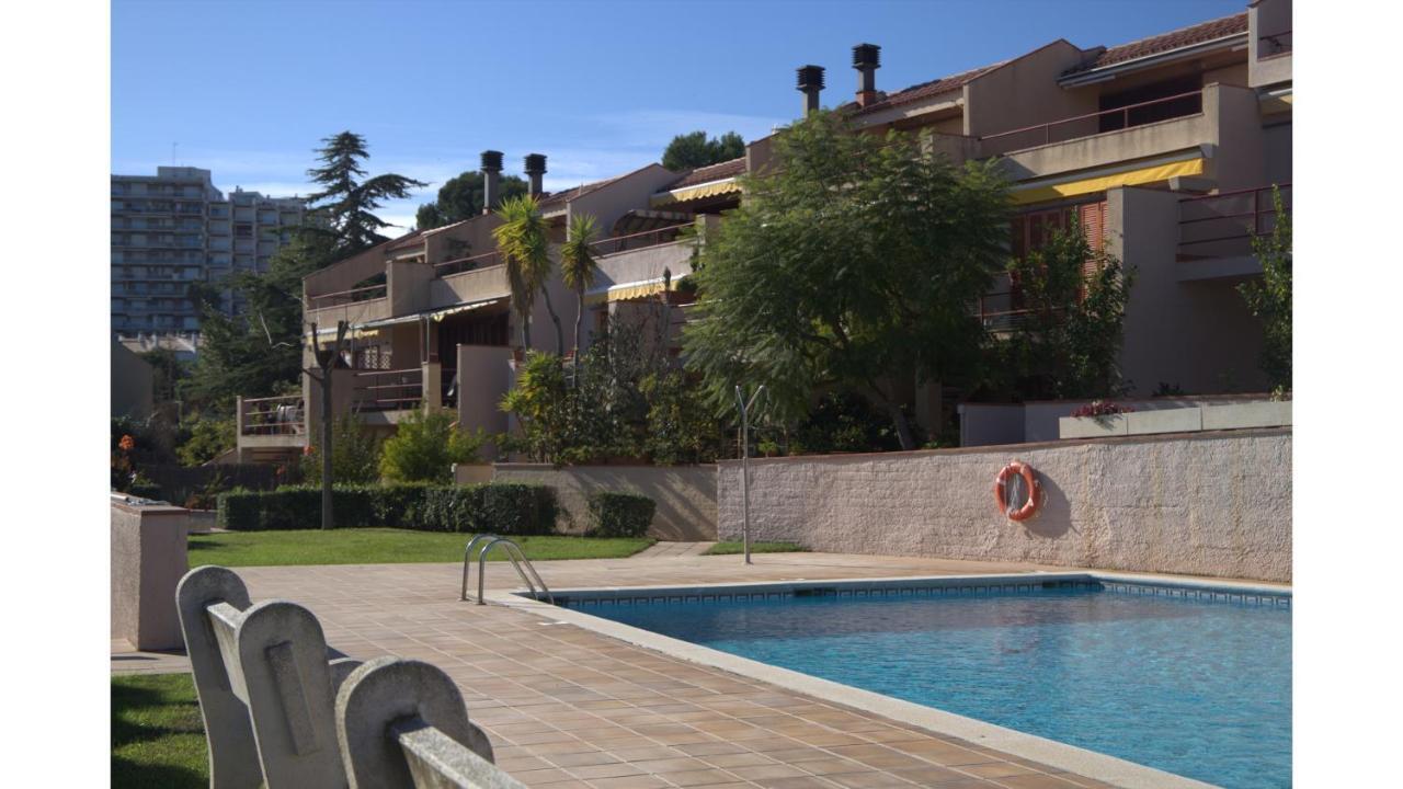 桑特费柳德吉克索尔斯Lloguer30 Margaret'S Family House With Pool And Parquing别墅 外观 照片